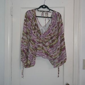 Tularosa printed tie back shirt. Size medium. Perfect condition. Never worn.